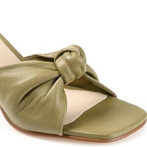 Journee Signature Womens FINLEE Leather Heels Green 12 Medium (B,M)